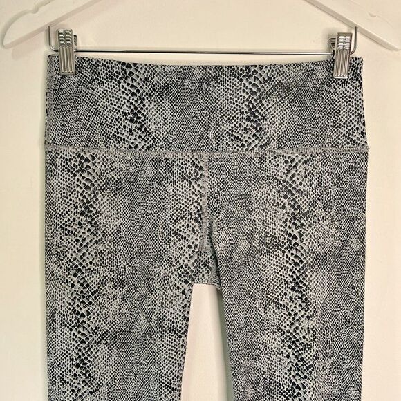 Noli Blue and Gray Snake Print Yoga Leggings - Picture 4 of 6
